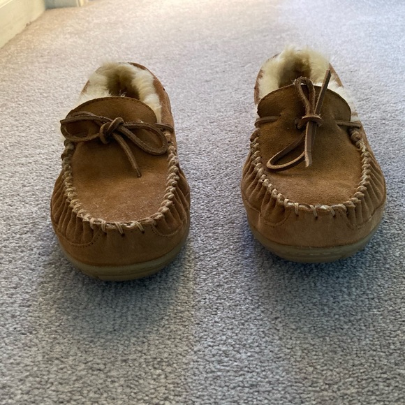NEW NEVER WORN Loafers Slippers - Picture 3 of 5